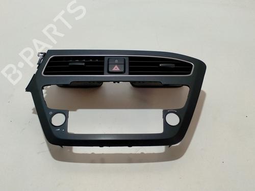 Used Air vent HYUNDAI i20 ACTIVE (IB, GB) 1.0 T-GDI (101 hp) 11649142