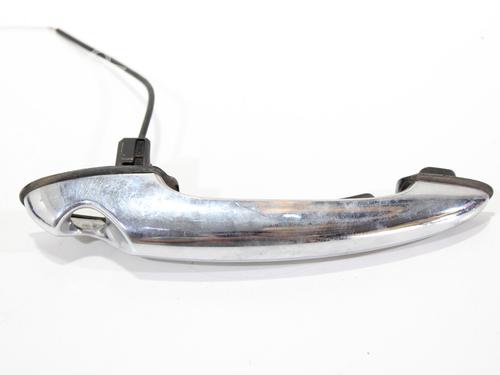 Used Front left exterior door handle MINI MINI (R50, R53) One (90 hp) 13901782