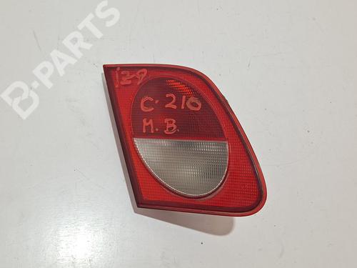 Used Left tailgate light Left tailgate light MERCEDES-BENZ E-CLASS (W210) E 200 CDI (210.007) (116 hp) 7808762 7808762