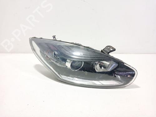 Højre forlygte RENAULT MEGANE III Hatchback (BZ0/1_, B3_) 1.2 TCe (BZ2B, BZ11) (116 hp) 30624213