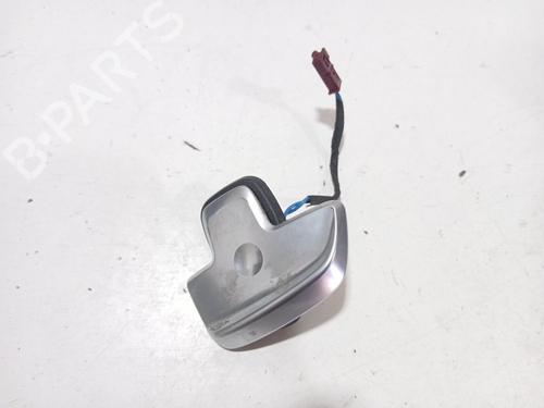 Used Steering wheel controls Steering wheel controls MERCEDES-BENZ A-CLASS (W177) A 180 d (177.003) (116 hp) 38783905 38783905