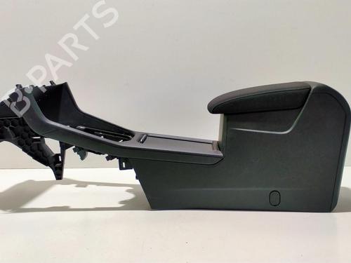 Used Armrest / Center console VW GOLF SPORTSVAN VII (AM1, AN1) 1.4 TSI (125 hp) 11349732