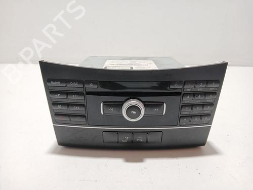 Used Radio MERCEDES-BENZ E-CLASS (W212) E 300 (212.054) (231 hp) 29212001