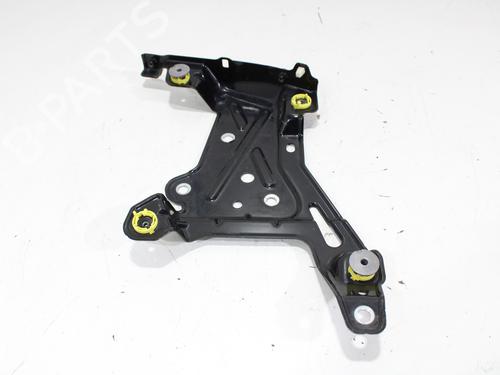 Used Left headlight support Left headlight support PORSCHE CAYENNE (92A) [2010-2018] 33241636 33241636