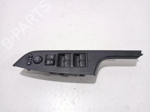 Używane Przełącznik szyby przedniej lewej HONDA CR-V IV (RM_) 1.6 i-DTEC (RE6) (120 hp) 30911640