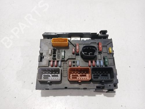 Used Fuse box Fuse box PEUGEOT 207 (WA_, WC_) 1.6 HDi (90 hp) 33976843 33976843