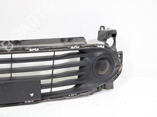 Grille RENAULT CLIO IV (BH_) 1.5 dCi 75 | BP18674323C40 