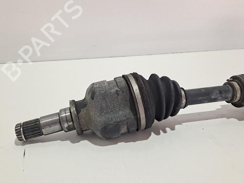 Right front driveshaft TOYOTA YARIS (_P13_) 1.5 Hybrid (NHP130_, NHP130) | BP9695403M39 