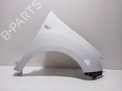 Used Right front fenders DACIA SANDERO II 1.5 dCi 75 / Blue dCi 75 (B8JW, B8M4, B8AH, B8M7, B8M6) (75 hp) 25282558