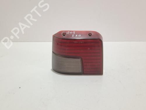 Venstre baglygte PEUGEOT 205 II (20A/C) 1.9 Diesel (64 hp) 10498189