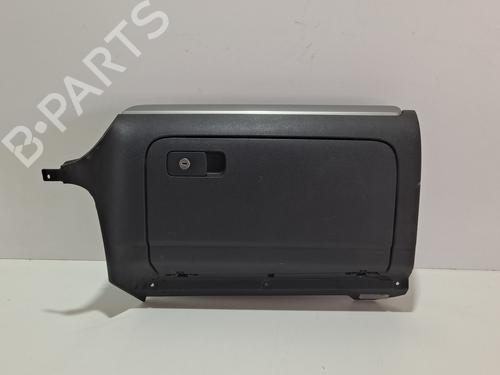 Used Glove box VW GOLF VI (5K1) 2.0 TDI (110 hp) 10386602