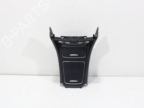 Used Glove box MERCEDES-BENZ GLA-CLASS (X156) [2013-2022]  16422734
