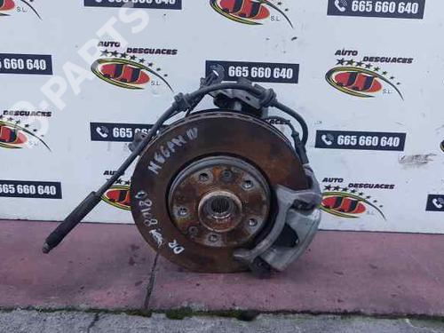 Used Right front steering knuckle RENAULT MEGANE IV Hatchback (B9A/M/N_) 1.2 TCe 100 (B9MS) (100 hp) 5134579