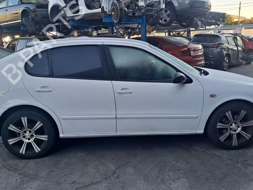 Forkjerm høyre SEAT LEON (1M1) 1.9 TDI | BP9304446C42 