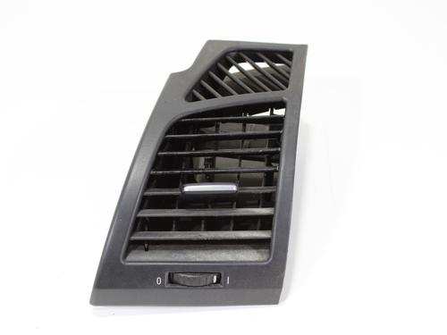 Used Air vent BMW 1 (E87) 120 i (150 hp) 13931117