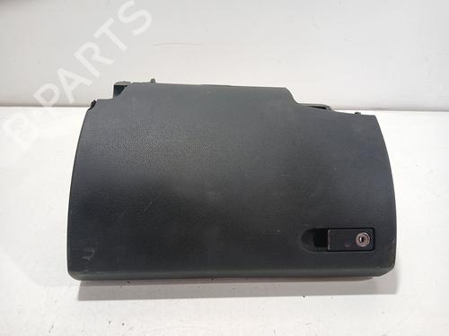Used Glove box Glove box 39399562 39399562