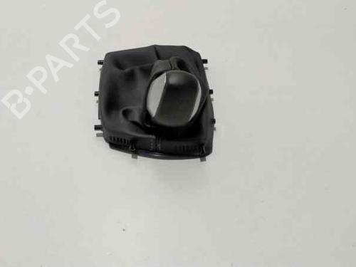 Used Shift knob PEUGEOT 308 II (LB_, LP_, LW_, LH_, L3_) 1.6 HDi 100 (99 hp) 11389747