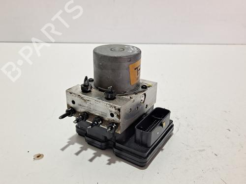 Used ABS pump HYUNDAI i30 (GD) 1.4 CRDi (90 hp) 8256809