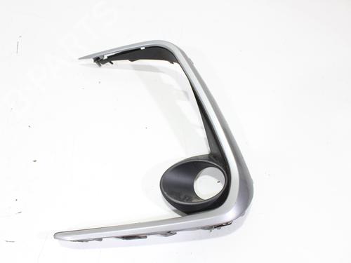 Used Grille TOYOTA COROLLA Hatchback (_E21_, _EA1_, _EH1_) [2018-2025]  18262246