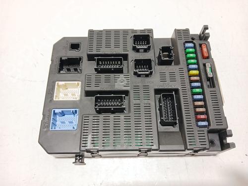 Used Fuse box Fuse box PEUGEOT 807 (EB_) 2.2 HDi (128 hp) 40128252 40128252