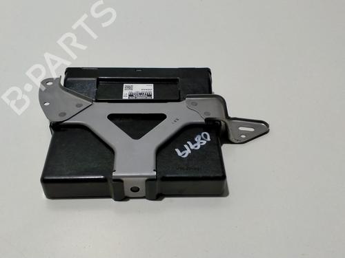 Used Electronic module TOYOTA YARIS (_P13_) 1.5 Hybrid (NHP130_, NHP130) (101 hp) 13258343
