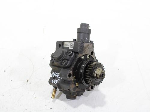 Used Injection pump NISSAN X-TRAIL II (T31) 2.0 dCi 4x4 (173 hp) 18673224
