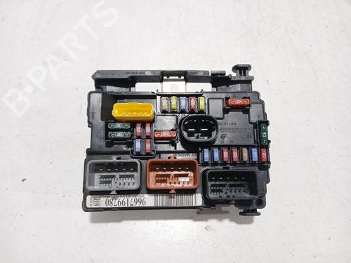 Used Fuse box Fuse box PEUGEOT 207 (WA_, WC_) 1.4 (75 hp) 32670669 32670669