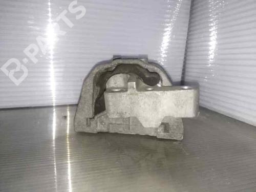 Used Engine mount Engine mount VW GOLF IV (1J1) 1.9 TDI (110 hp) 10239512 10239512