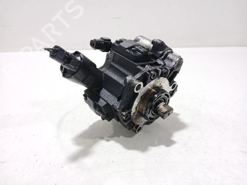 Used Injection pump VOLVO S40 II (544) 2.0 D (136 hp) 31696226