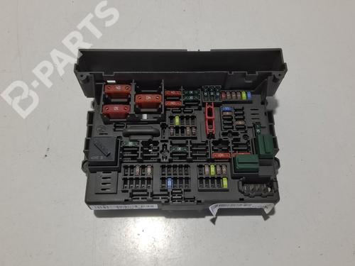 Used Fuse box Fuse box BMW 3 Touring (E91) 318 d (136 hp) 11172391 11172391