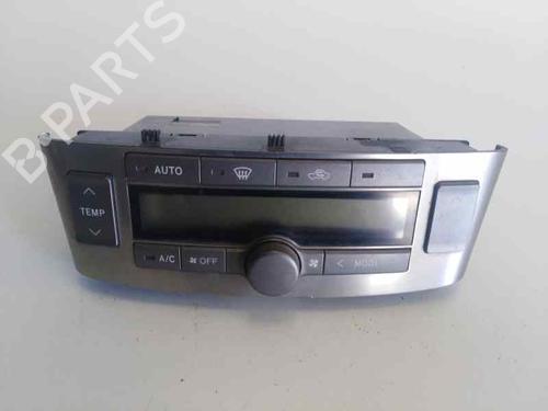 Used Climate control TOYOTA AVENSIS (_T25_) 2.0 D-4D (ADT250_, ADT250R) (126 hp) 5790949