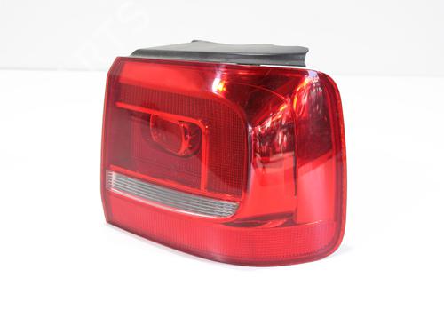 Used Right taillight VW TOURAN (1T3) 2.0 TDI (140 hp) 13114270