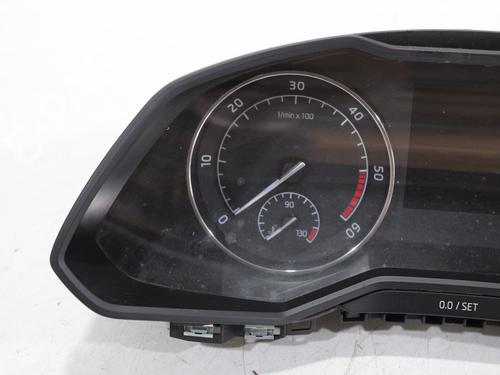 Instrument cluster SKODA SUPERB III (3V3) 2.0 TDI | BP18703560C47 