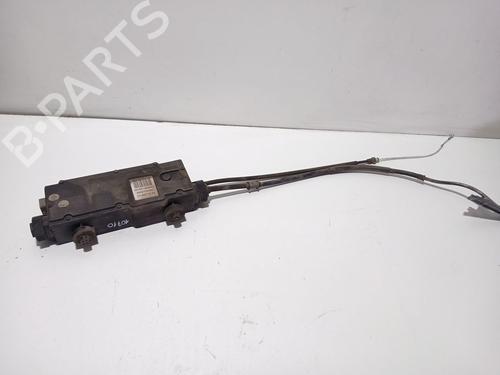 Used Electric handbrake RENAULT SCÉNIC II (JM0/1_) 1.5 dCi (JM0F) (82 hp) 29115609