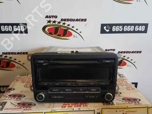 Used Radio VW GOLF VI (5K1) 1.6 (102 hp) 10239351