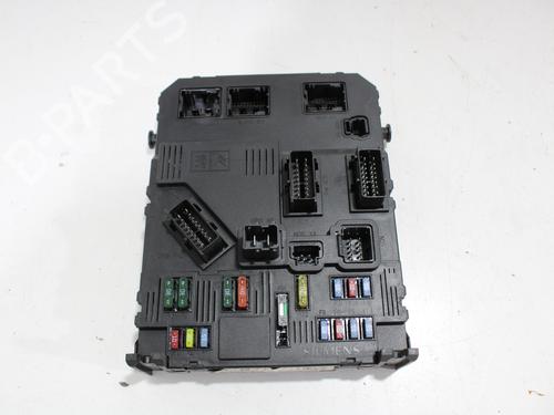 Used Fuse box CITROËN XSARA PICASSO (N68) 1.6 HDi (109 hp) 18147977