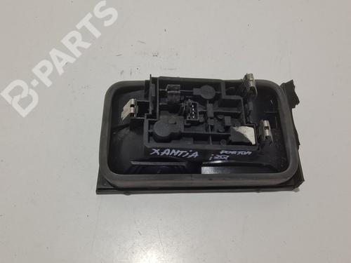 Left tailgate light CITROËN XANTIA Break (X1_, X2_) 1.8 i | BP10483895C79 