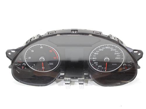 Used Instrument cluster AUDI A4 B8 (8K2) 2.0 TDI (150 hp) 13513071