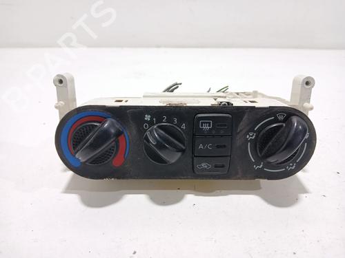 Used Climate control NISSAN TERRANO II (R20) 2.7 TDi 4WD (125 hp) 31063114