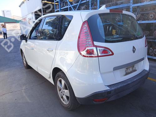 Right tailgate light RENAULT SCÉNIC III (JZ0/1_) 1.5 dCi | BP30143999C80