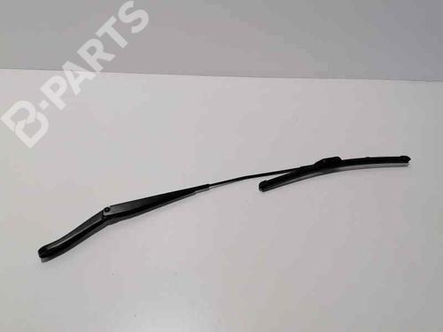 Used Front windshield wiper arm JAGUAR XE (X760) 2.0 D (180 hp) 6464169