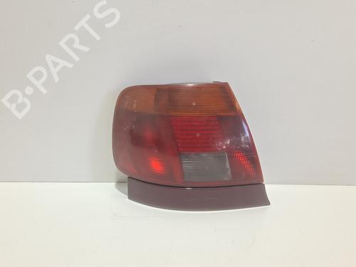Venstre Baklys AUDI A4 B5 (8D2) [1994-2001]  13536506