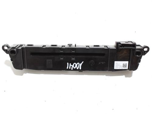 Switch BMW X1 (F48) sDrive 18 d | BP19125517I30 