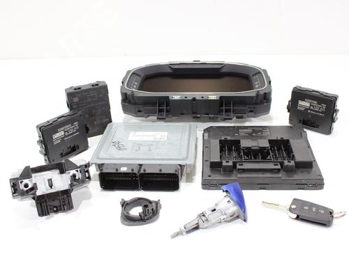 Used Engine control unit (ECU) SEAT LEON ST (5F8) 2.0 Cupra 4Drive (300 hp) 13942013