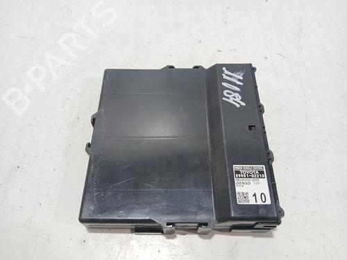 Used Electronic module Electronic module TOYOTA COROLLA Hatchback (_E21_, _EA1_, _EH1_) 1.8 VVTi Hybrid (ZWE219) (140 hp) 34152506 34152506