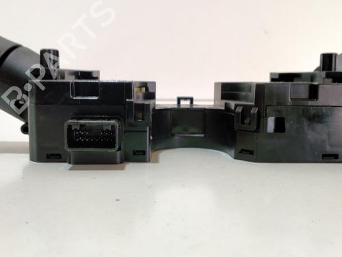 Switch INFINITI Q50 50 D | BP7284462I30