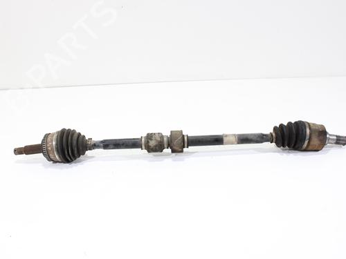 Used Right front driveshaft HYUNDAI i30 Estate (FD) 1.6 CRDi (116 hp) 13009381