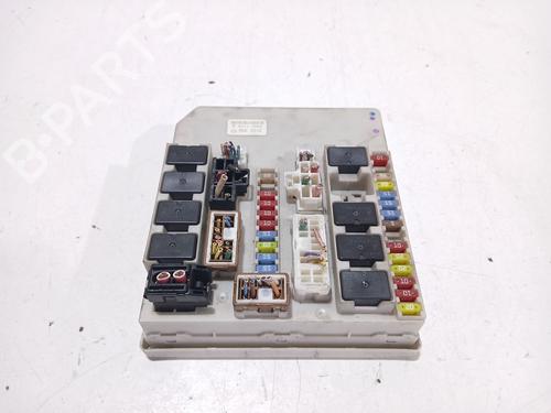 fuse-box-renault-clio-iii-br01-cr01-2005-2006-2007-2008-2009-2010-2011-2012-2013-2014-38757982 main image