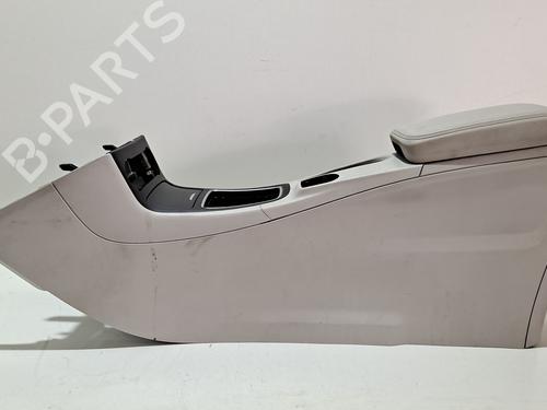 Used Armrest / Center console MERCEDES-BENZ B-CLASS Sports Tourer (W246, W242) B 180 CDI (246.200) (109 hp) 8221807