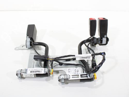 Engache cinturón Engache cinturón FORD MONDEO V Hatchback (CE) [2014-2026] 33553053 33553053